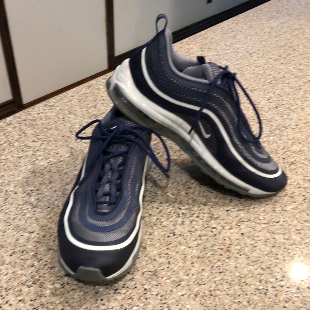 Nike shoes 10.5 Blue